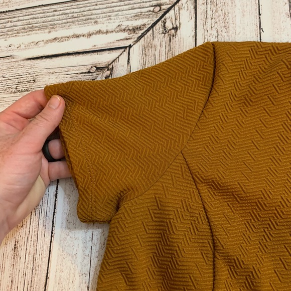 Forever 21 mustard skater dress - Picture 4 of 7